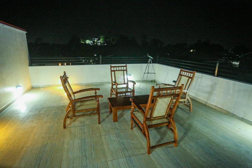 Nirosha Guest House Галле Экстерьер фото
