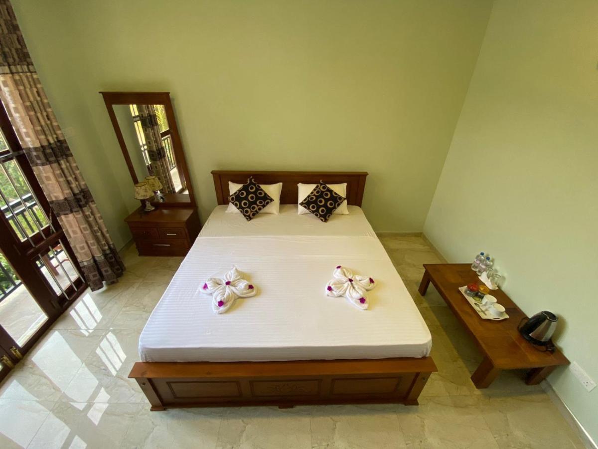 Nirosha Guest House Галле Экстерьер фото