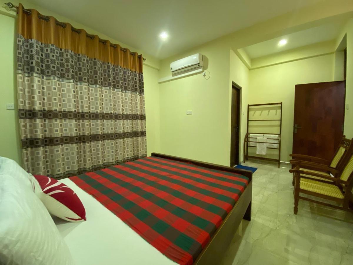 Nirosha Guest House Галле Экстерьер фото